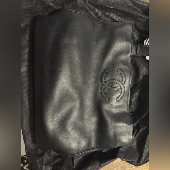 Authentic CHANEL Pre-Loved Luxury Bag - Picture 9 of 14